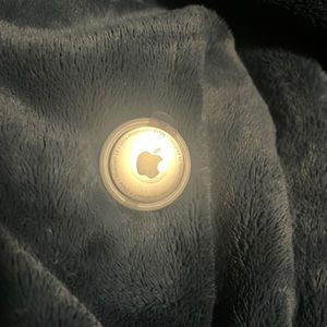 NEW Apple AirTag. No box.